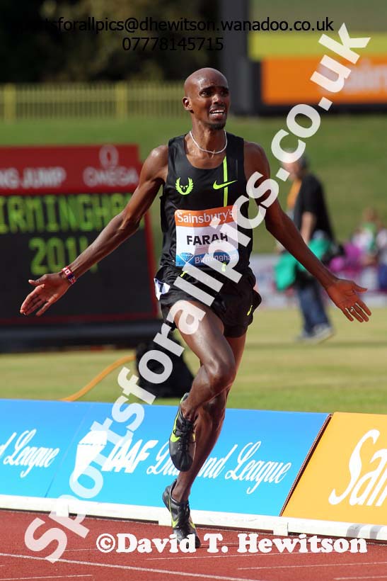 Mo Farah winning the mens 2 Miles with a British record at the Sainsbury's Birmingham Grand Prix. Photos: David T. Hewitson/Sports for All Pics